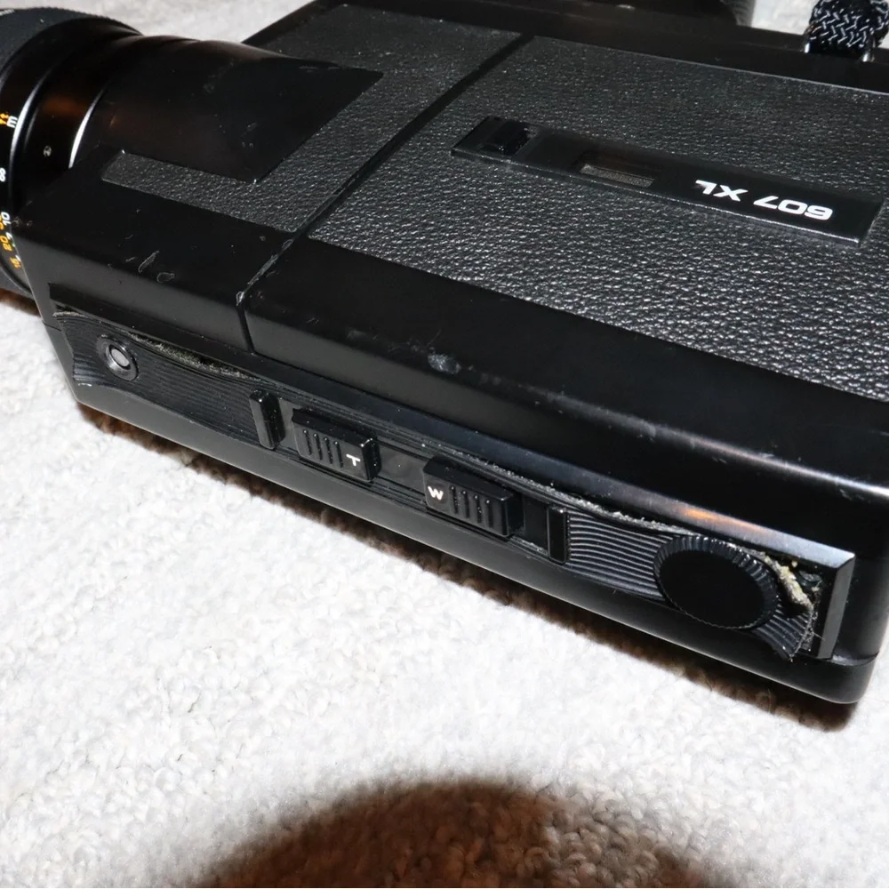 607 XL Black Video Camera